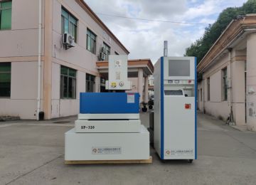 國(guó)內(nèi)線切割機(jī)床的發(fā)展-仁光 國(guó)內(nèi)線切割機(jī)床的發(fā)展-仁光