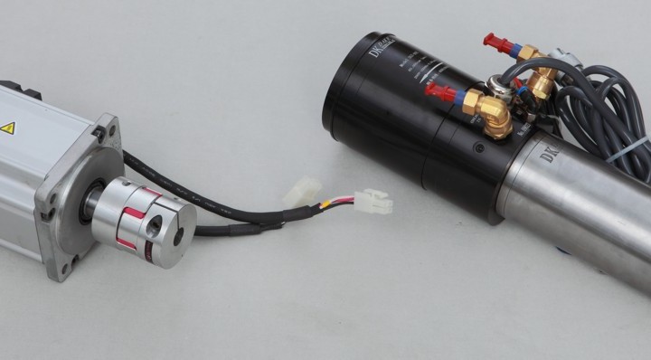 數(shù)控火花機(jī) 數(shù)控火花機(jī)